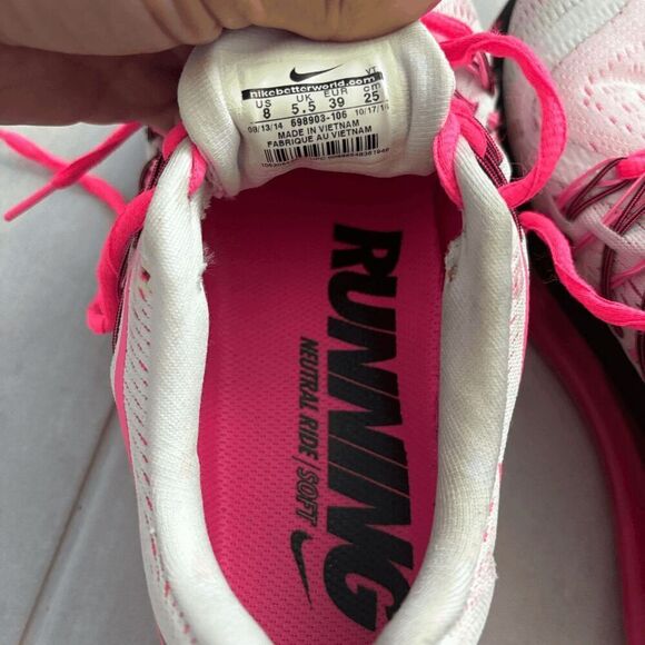 Women's 2015 Nike Air Max Sneakers White Pink Pow Black Running Shoes 698903-106 - Picture 5 of 7